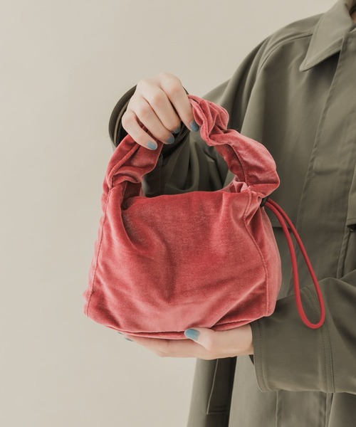 SMELLY（スメリー）の「ドローコードベロアバッグ（ハンドバッグ・レディース・マスタード/ネイビー/ピンク・-）」の9枚目の写真