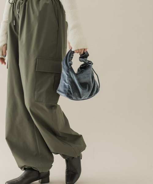 SMELLY（スメリー）の「ドローコードベロアバッグ（ハンドバッグ・レディース・マスタード/ネイビー/ピンク・-）」の14枚目の写真