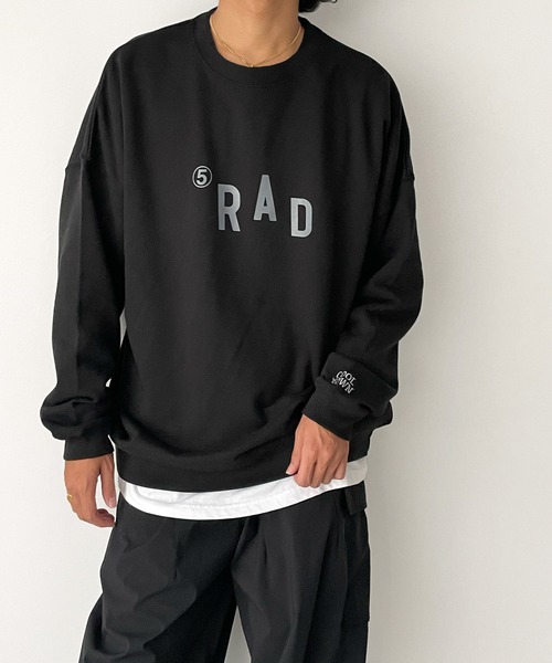 CANAL JEAN（キャナルジーン）の「1975 TOKYO　RAD裏毛トレーナー（スウェット・レディース・アッシュ/ブラック・LARGE/X-LARGE）」の5枚目の写真