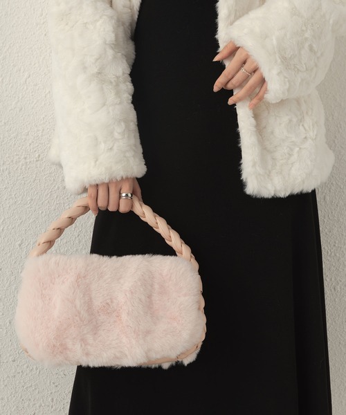 LA VORAGINE（ラ ヴォラジネ）の「ファーハンドバッグ（ハンドバッグ・レディース・ピンク/アイボリー/キャメル/ブルー・FREE）」の4枚目の写真