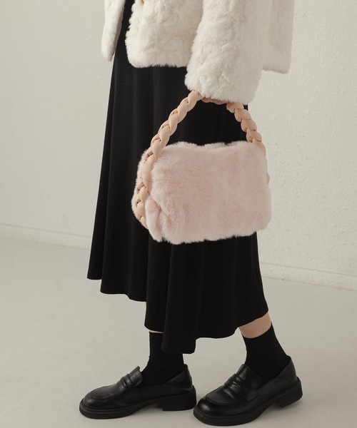 LA VORAGINE（ラ ヴォラジネ）の「ファーハンドバッグ（ハンドバッグ・レディース・ピンク/アイボリー/キャメル/ブルー・FREE）」の7枚目の写真