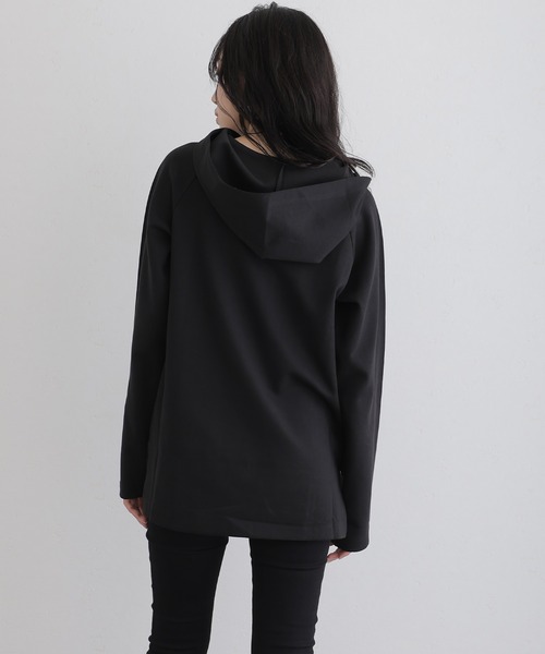 ElegChic(エレグシック)の「Vネックスムースパーカー(パーカー・レディース・ブラック/チャコールグレー/杢グレー・4L~5L/LL~3L/M~L)」の6枚目の写真