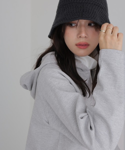 ElegChic(エレグシック)の「Vネックスムースパーカー(パーカー・レディース・ブラック/チャコールグレー/杢グレー・4L~5L/LL~3L/M~L)」の10枚目の写真