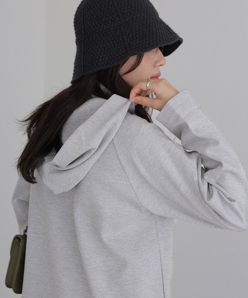 ElegChic(エレグシック)の「Vネックスムースパーカー(パーカー・レディース・ブラック/チャコールグレー/杢グレー・4L~5L/LL~3L/M~L)」の11枚目の写真