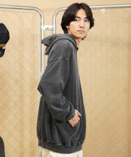 THRASHER（スラッシャー）の「【ムラサキスポーツ別注】THRASHER/スラッシャー プルオーバーパーカー ボックスシルエット カスレプリント THM-24ASHD01（パーカー・メンズ・ブラック系その他/ブラック系その他3/ブラック系その他2・M/L/XL）」の19枚目の写真