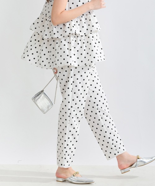 PICCIN PERLA（ピッチンペルラ）の「【セットアップ可能】フロッキードットセンタープレスパンツ（スラックス・レディース・オフホワイト/ベージュ/ブラック/グレー/ネイビー・M/S/XS/L/XXS）」の7枚目の写真