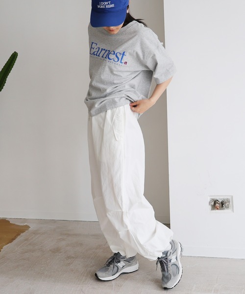 ANME(アンメ)の「【新色・新サイズ追加】Earnestロゴプリント半袖Tシャツ(Tシャツ/カットソー・レディース・オフホワイト/グレー/オートミール/グリーン/ネイビー/ホワイト系その他/グレー系その他・M/L/XL/XXL/S)」の8枚目の写真