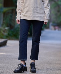 Eddie Bauer（エディーバウアー）の「ボイジャー クロップ ジーンズ（デニムパンツ）」