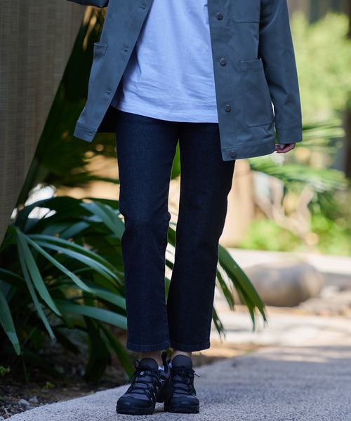 Eddie Bauer(エディーバウアー)の「ボイジャー クロップ ジーンズ(デニムパンツ・レディース・インディゴブルー/ダークインディゴブルー/ブラック・S/M/L/XL)」の1枚目の写真