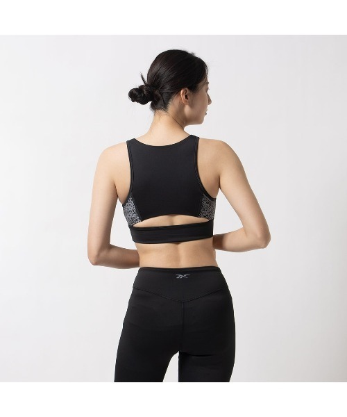 Reebok（リーボック）の「ランニング ブラトップ / RUNNING AOP BRA TOP（スポーツブラ・レディース・ブルーグレー/ブラック・X-SMALL/SMALL/MEDIUM/LARGE/X-LARGE/XX-LARGE）」の9枚目の写真