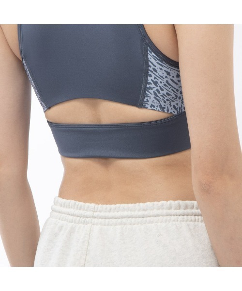 Reebok（リーボック）の「ランニング ブラトップ / RUNNING AOP BRA TOP（スポーツブラ・レディース・ブルーグレー/ブラック・X-SMALL/SMALL/MEDIUM/LARGE/X-LARGE/XX-LARGE）」の7枚目の写真