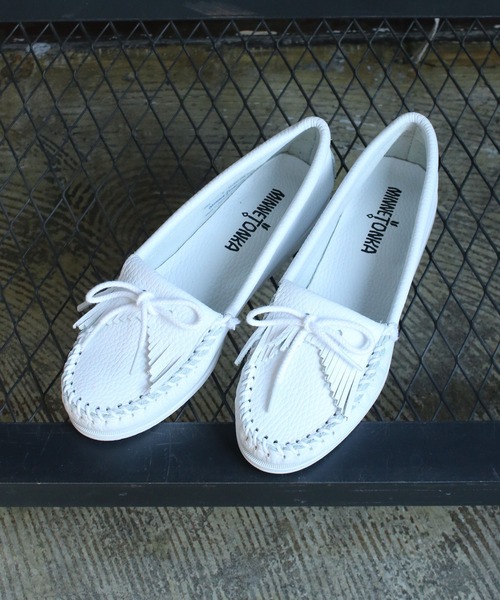 Minnetonka モカシン デッキシューズ ミネトンカ Unbead キルティ Minnetonka ミネトンカ のファッション Unbead モカシン モカシン デッキシューズ Kilty アンビーデッド フリンジスニーカーソール