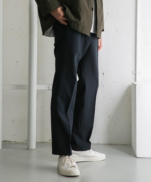 URBAN RESEARCH ROSSO MEN（アーバンリサーチロッソメン）の「『セットアップ対応』『WEB限定』『XLサイズあり』ウォッシャブルドライタッチストレートパンツ（スラックス・メンズ・ブラック/グレー/ネイビー・SMALL/MEDIUM/LARGE/X-LARGE）」の12枚目の写真