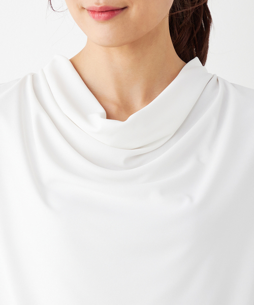 A/C DESIGN BY ALPHA CUBIC(エーシーデザインバイアルファキュービック)の「【接触冷感】ドレーププルオーバー(Tシャツ/カットソー・レディース・オフホワイト/ネイビー/グリーン・LL/M/L)」の7枚目の写真
