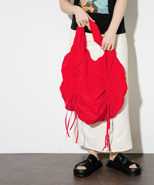 KBF（ケイビーエフ）の「ドロストデザインバルーンBAG（ショルダーバッグ・レディース・カーキ/ブラック/レッド・ONE）」の17枚目の写真