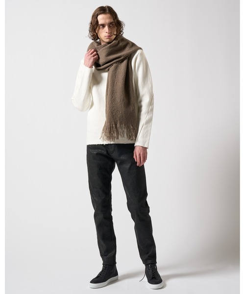 wjk(ダヴルジェイケイ)の「fringe soft stall(ストール/ショール・メンズ・ブラック/グレー/モカ・FREE)」の4枚目の写真