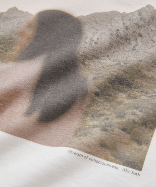 SALON adam et rope'(サロン アダム エ ロペ)の「【Alec Soth(アレック・ソス)】クロップドフォトTシャツ(Tシャツ/カットソー・レディース・ホワイト系その他2/ホワイト系その他4/ホワイト・FREE)」の12枚目の写真