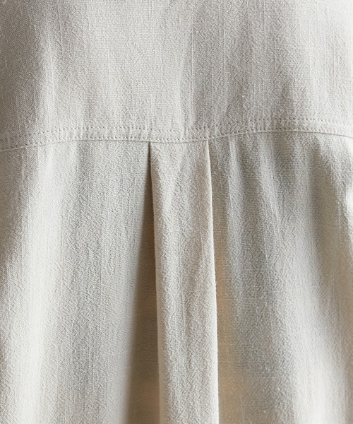 GEVS.（ジェイヴィス）の「＜大きいサイズ＞ レーヨン麻チュニックシャツ GEVS.（シャツ/ブラウス・レディース・ベージュ/ブラック・L/5L/4L/3L/LL）」の18枚目の写真