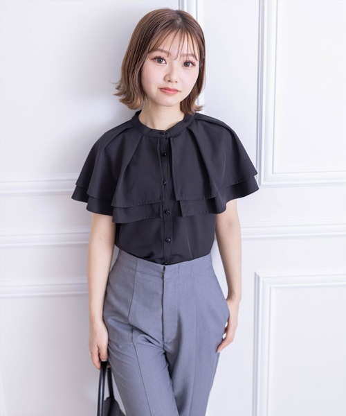 clear（クリア）の「ダブルケープブラウス[オフィスカジュアル 着回し抜群 大人]≪SS新作≫（シャツ/ブラウス・レディース・サックスブルー/ブラック/オフホワイト・F）」の10枚目の写真