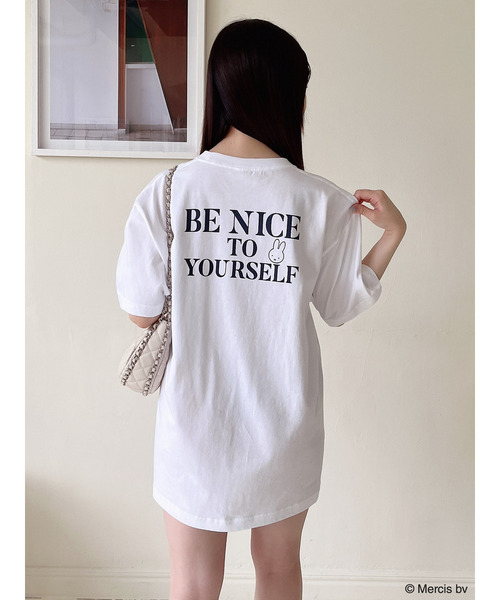 MIIA(ミーア)の「miffy ロゴプリントTシャツ(Tシャツ/カットソー・レディース・オフホワイト/ベージュ・FREE/SHORT)」の2枚目の写真