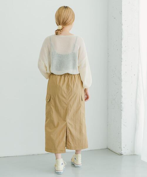 ITEMS URBANRESEARCH（アイテムズ アーバンリサーチ）の「ナイロンカーゴタイトスカート（スカート・レディース・ベージュ/モカ/ネイビー・FREE）」の6枚目の写真