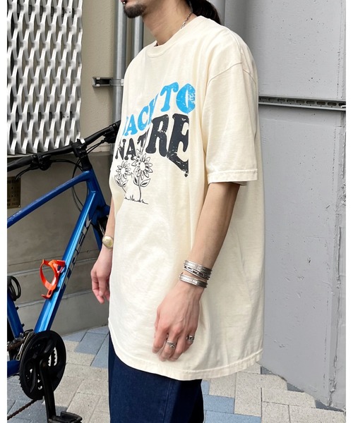 MODISH GAZE(モディシュガゼ)の「BACK TO NATURE ピグメント加工 ビッグシルエットTシャツ(Tシャツ/カットソー・メンズ・アイボリー/スミクロ/ネイビー・FREE)」の9枚目の写真