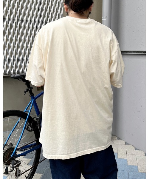 MODISH GAZE(モディシュガゼ)の「BACK TO NATURE ピグメント加工 ビッグシルエットTシャツ(Tシャツ/カットソー・メンズ・アイボリー/スミクロ/ネイビー・FREE)」の11枚目の写真
