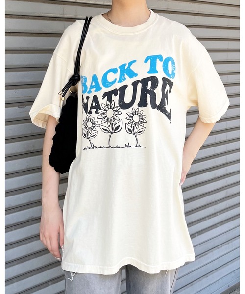 MODISH GAZE(モディシュガゼ)の「BACK TO NATURE ピグメント加工 ビッグシルエットTシャツ(Tシャツ/カットソー・メンズ・アイボリー/スミクロ/ネイビー・FREE)」の16枚目の写真