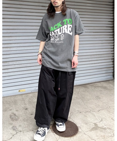 MODISH GAZE(モディシュガゼ)の「BACK TO NATURE ピグメント加工 ビッグシルエットTシャツ(Tシャツ/カットソー・メンズ・アイボリー/スミクロ/ネイビー・FREE)」の20枚目の写真