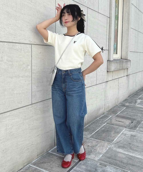 F i.n.t(フィント)の「リボンラインカットトップス/fint(Tシャツ/カットソー・レディース・ライトブルー/ブラック/オフホワイト・FREE)」の7枚目の写真