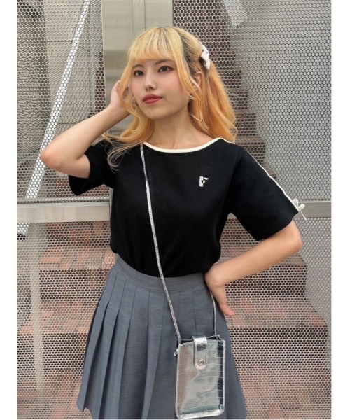 F i.n.t(フィント)の「リボンラインカットトップス/fint(Tシャツ/カットソー・レディース・ライトブルー/ブラック/オフホワイト・FREE)」の11枚目の写真