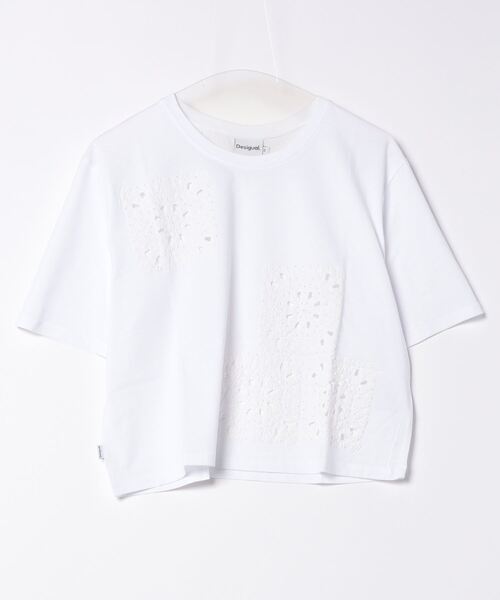 Desigual(デシグアル)の「フラワーカットワーク Tシャツ クロップド丈(シャツ/ブラウス・レディース・ブラック/ホワイト・XL/L/M/S/XS)」の6枚目の写真