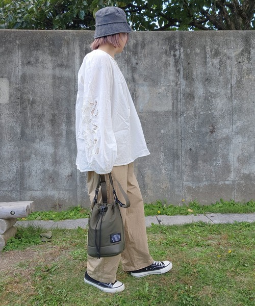 【セール】キャンブリックボイル 袖刺繍プルオーバー（シャツ/ブラウス）｜LOSUCA（ロスカ）