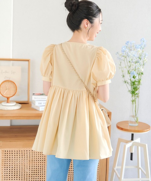 KOBE LETTUCE（コウベレタス）の「ペプラムスカラップブラウス（シャツ/ブラウス・レディース・サックスブルー/ブラック/ホワイト/オレンジ/グレイッシュベージュ・M）」の8枚目の写真