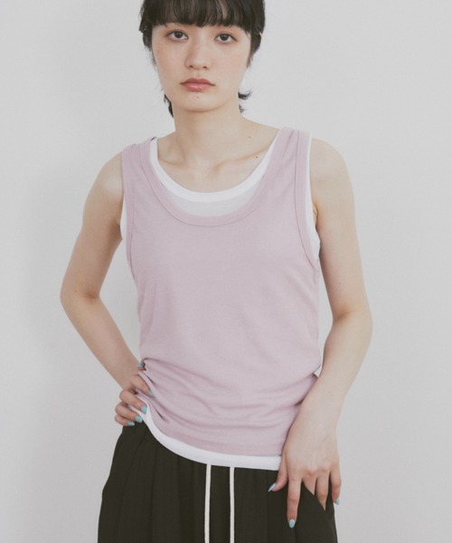 MERLOT（メルロー）の「【新色追加】フェイクレイヤードカラータンク（タンクトップ・レディース・ライトブルー/グレー/ネイビー/ブラウン/レッド/ピンク・FREE）」の18枚目の写真
