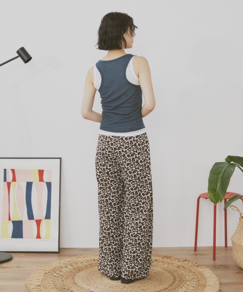 MERLOT（メルロー）の「【新色追加】フェイクレイヤードカラータンク（タンクトップ・レディース・ライトブルー/グレー/ネイビー/ブラウン/レッド/ピンク・FREE）」の16枚目の写真