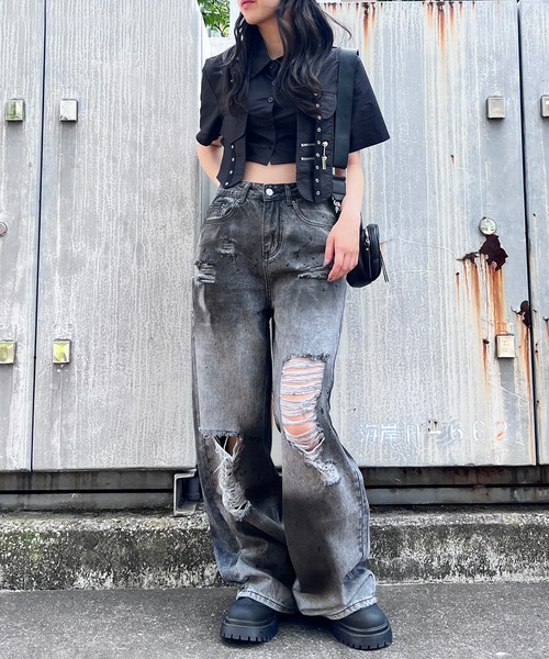 Figments（フィグメンツ）の「クロップドパンクショートスリーブシャツ（シャツ/ブラウス・レディース・ホワイト/ブラック・FREE）」の14枚目の写真