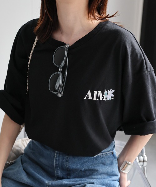 CREARE -LINO-（クレアーレリノ）の「＜ユニセックス＞フラワー刺繍Tシャツ/半袖/カットソー（Tシャツ/カットソー・レディース・ブラック/グレー/ブルー/グレー系その他/ブラック系その他/オフホワイト・MEDIUM/LARGE/FREE）」の22枚目の写真