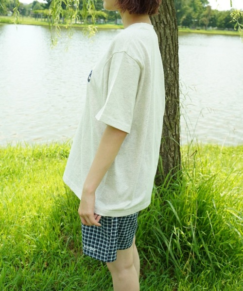BROKEN BASE(ブロークンベース)の「outline stitch logo tee(Tシャツ/カットソー・メンズ・ブラウン/オートミール/ネイビー/ホワイト・MEDIUM/SMALL/LARGE)」の11枚目の写真