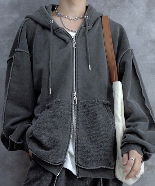 INTER FACTORY（インターファクトリー）の「しの - Vintage Like Pigment Double Zip Hoodie / ヴィンテージライクピグメントダブルジップフーディ　made in INTER FACTORY（パーカー・メンズ・チャコールグレー/レッド・SMALL/MEDIUM/LARGE）」の7枚目の写真