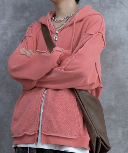 INTER FACTORY（インターファクトリー）の「しの - Vintage Like Pigment Double Zip Hoodie / ヴィンテージライクピグメントダブルジップフーディ　made in INTER FACTORY（パーカー・メンズ・チャコールグレー/レッド・SMALL/MEDIUM/LARGE）」の11枚目の写真