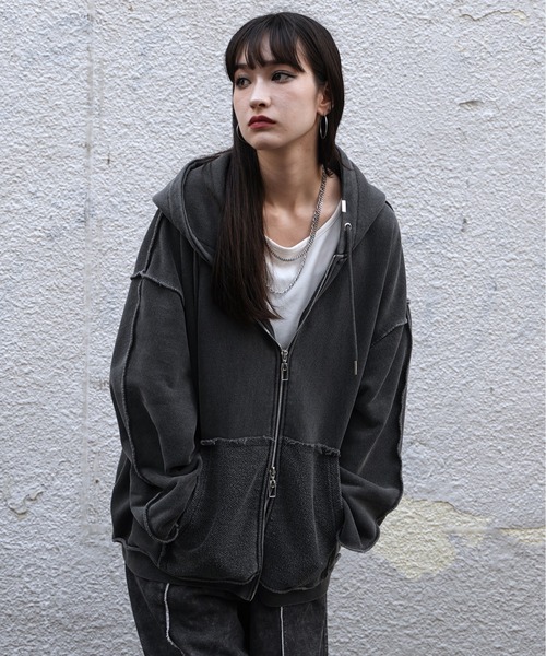 INTER FACTORY（インターファクトリー）の「しの - Vintage Like Pigment Double Zip Hoodie / ヴィンテージライクピグメントダブルジップフーディ　made in INTER FACTORY（パーカー・メンズ・チャコールグレー/レッド・SMALL/MEDIUM/LARGE）」の15枚目の写真