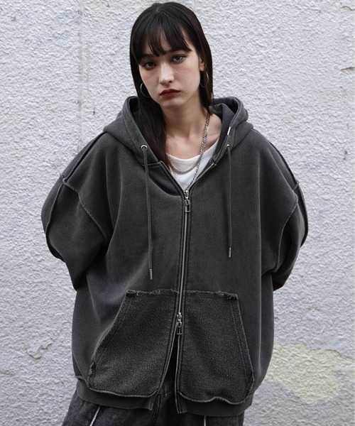 INTER FACTORY（インターファクトリー）の「しの - Vintage Like Pigment Double Zip Hoodie / ヴィンテージライクピグメントダブルジップフーディ　made in INTER FACTORY（パーカー・メンズ・チャコールグレー/レッド・SMALL/MEDIUM/LARGE）」の16枚目の写真