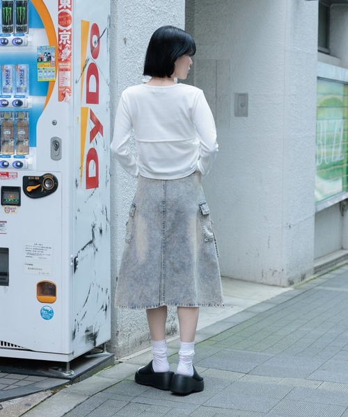 3.3 Field Trip （3.3フィールドトリップ）の「3.3 Field Trip／デニムカーゴロングスカート（デニムスカート・レディース・ブラック/ブルー・SMALL/MEDIUM）」の6枚目の写真