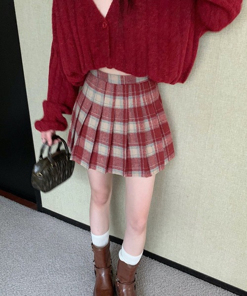 Nia（ニア）の「Nia(ニア)/レトロチェック　ミニプリーツスカート（スカート・レディース・ブラウン/レッド/ブラック・LARGE/SMALL/MEDIUM）」の7枚目の写真