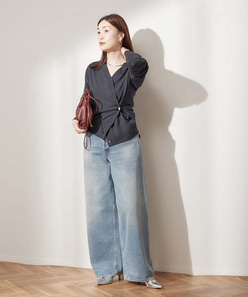journal standard L'essage(ジャーナルスタンダードレサージュ)の「WASHABLEWOOL デザインカーディガン(カーディガン/ボレロ・レディース・チャコールグレー/レッド/キャメル・FREE)」の4枚目の写真