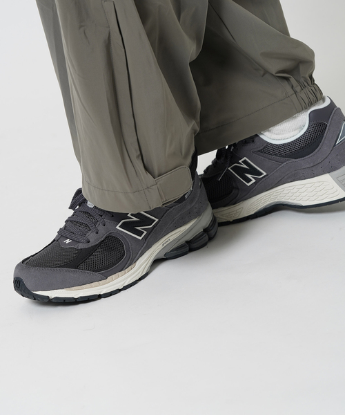 NEW BALANCE（ニューバランス）の「《WEB限定》【New Balance / ニューバランス】M2002R FL（スニーカー・メンズ・ホワイト系その他・26cm/26.5cm/27cm/27.5cm/28cm）」の5枚目の写真