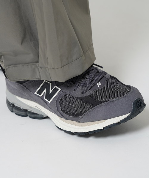 NEW BALANCE（ニューバランス）の「《WEB限定》【New Balance / ニューバランス】M2002R FL（スニーカー・メンズ・ホワイト系その他・26cm/26.5cm/27cm/27.5cm/28cm）」の6枚目の写真