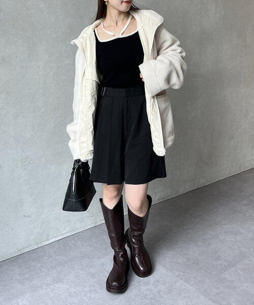 Thevon(ゼボン)の「ボアリバーシブルスタンドカラーブルゾン(ブルゾン・レディース・アイボリー/ブラック/ベージュ・FREE)」の9枚目の写真