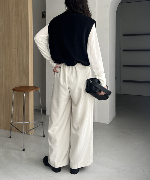 CAPRICIEUX LE'MAGE（カプリシューレマージュ）の「ウール混スタンドベスト（ベスト・レディース・ブラック/ベージュ・FREE）」の10枚目の写真